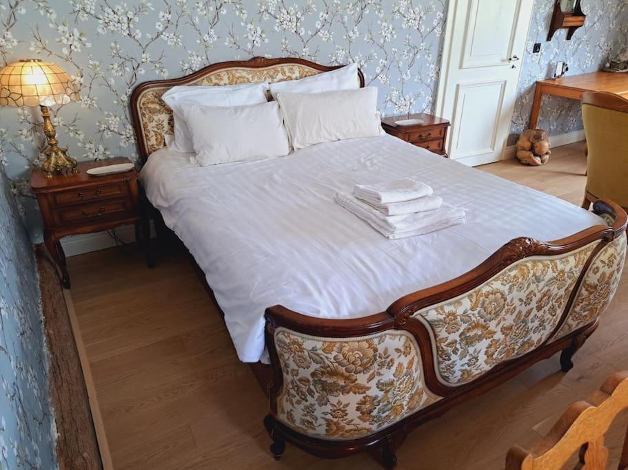 Haus Moselwald - 3 Bedrooms Enkirch Esterno foto