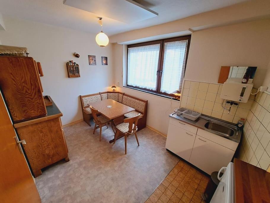 Haus Moselwald - 3 Bedrooms Enkirch Esterno foto