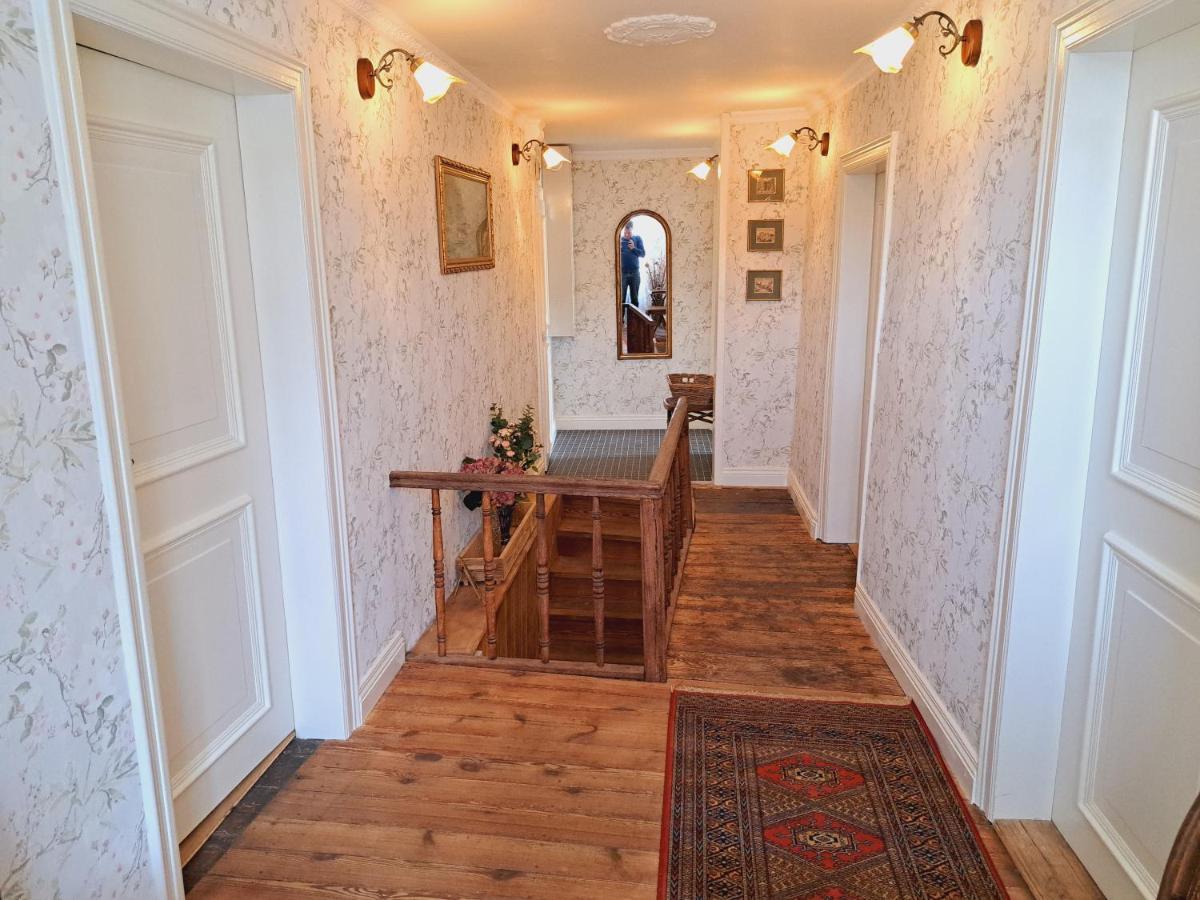 Haus Moselwald - 3 Bedrooms Enkirch Esterno foto