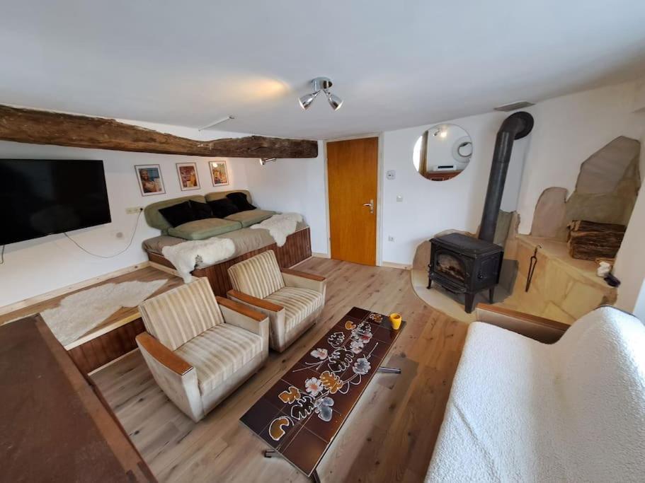 Haus Moselwald - 3 Bedrooms Enkirch Esterno foto